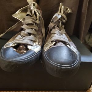Apple bottoms Kassey style hi top  sneakers